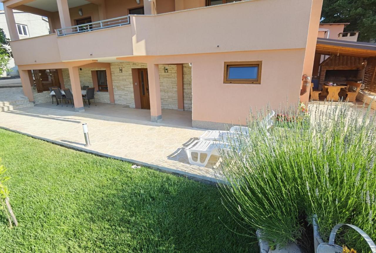 Apartman Bura Apartamento Posedarje Exterior foto