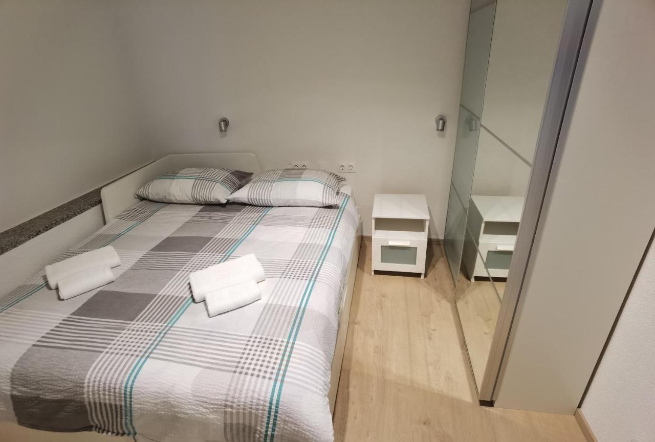 Apartman Bura Apartamento Posedarje Exterior foto