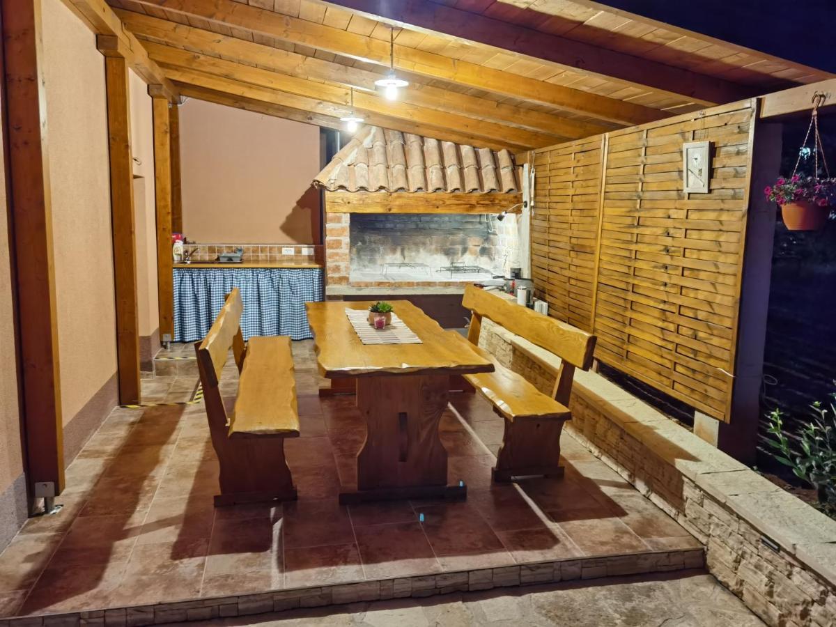 Apartman Bura Apartamento Posedarje Exterior foto