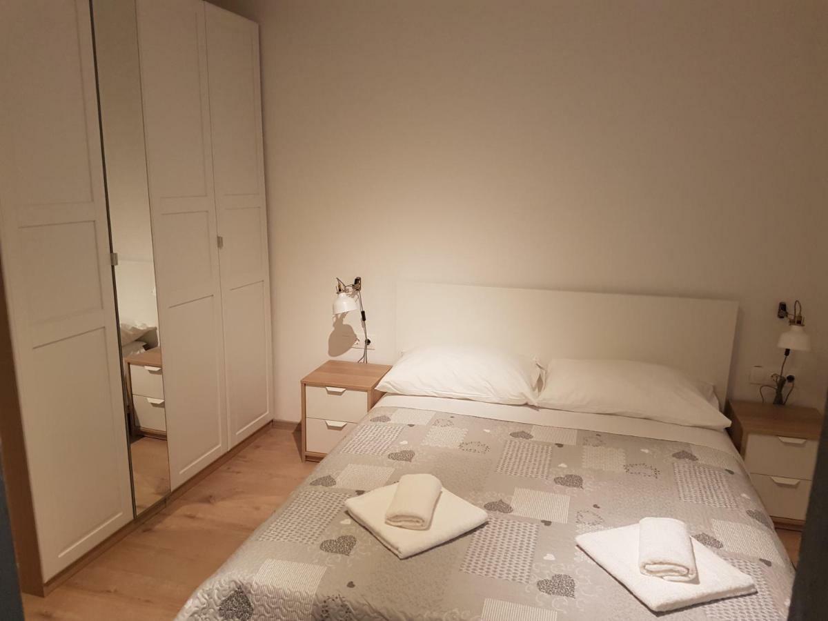 Apartman Bura Apartamento Posedarje Exterior foto